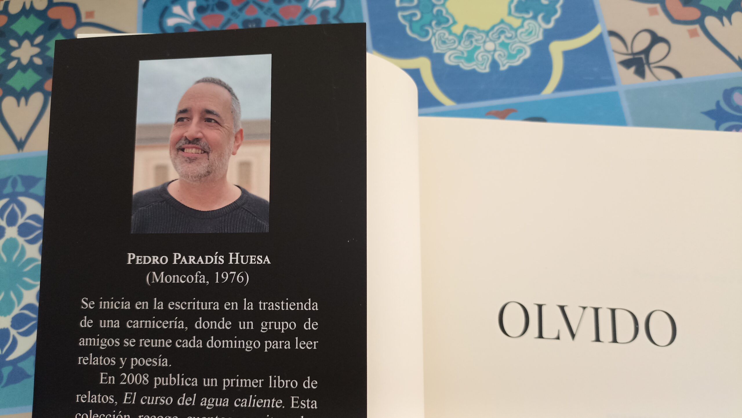 La vida en una solapa